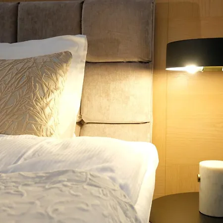 The Three Sisters Old Town ホテル